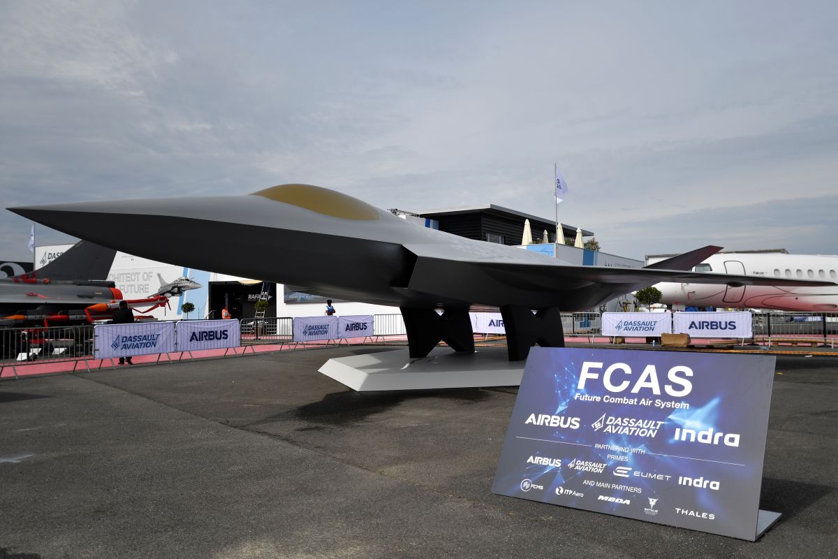 European New Generation Fighter (NGF) for the Future Combat Air System (FCAS) under development by Dassault Aviation, Airbus and Indra Sistemas 1 European New Generation Fighter (NGF) for the Future Combat Air System (FCAS) under development by Dassault Aviation, Airbus and Indra Sistemas 1