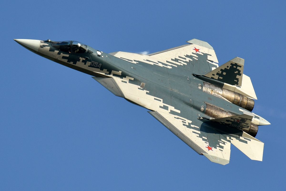 Sukhoi_Design_Bureau,_054,_Sukhoi_T-50_(Su-57_prototype)_(49581303977) Sukhoi_Design_Bureau,_054,_Sukhoi_T-50_(Su-57_prototype)_(49581303977)