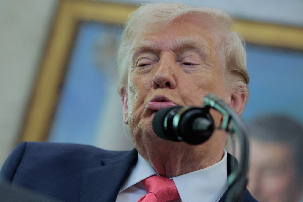 AFP__20260324__2268198430__v2__MidRes__PresidentTrumpAttendsSwearingInCeremonyForNew