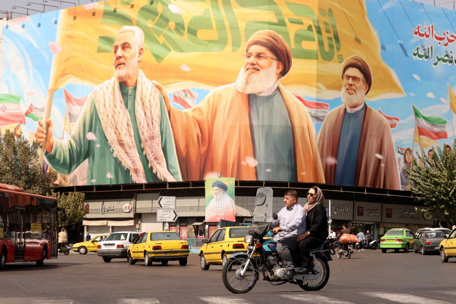 The Crisis of the Iranian Regime: Uproot Rather Than Prune…