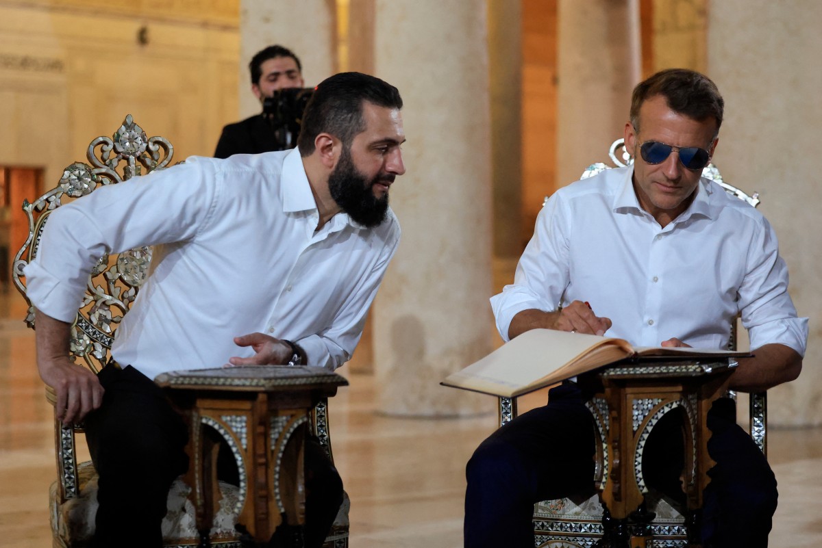 Macron, in Damascus, seals Syria's rehabilitation in the post-Assad era